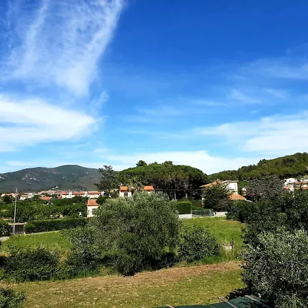 Very Ii Vakantiehuis Marina di Campo